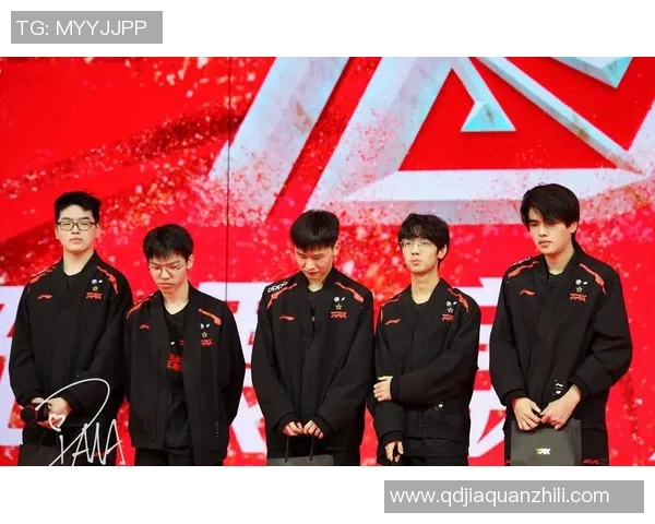 全明星赛中FPX心理素质表现分析与总结探讨实时新闻